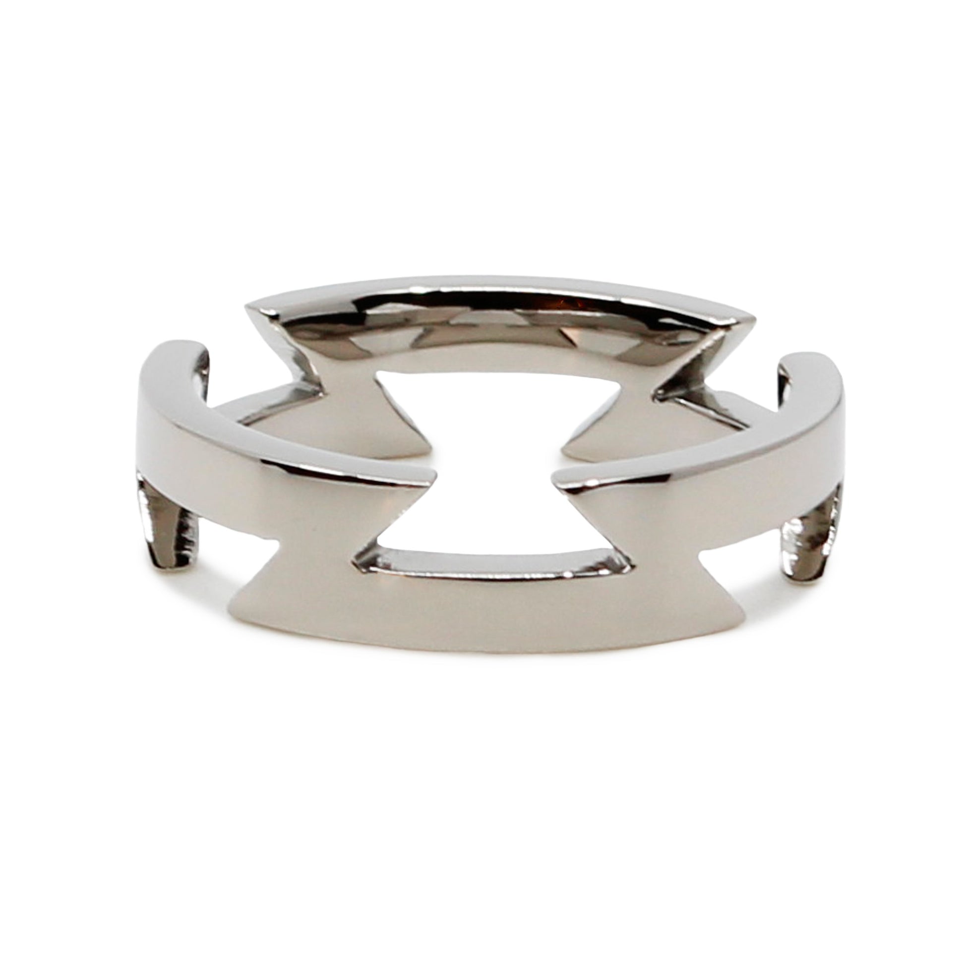 Single silver-colored titanium ring with zig-zag pattern, 6 mm thick. Image shows back view of the ring.